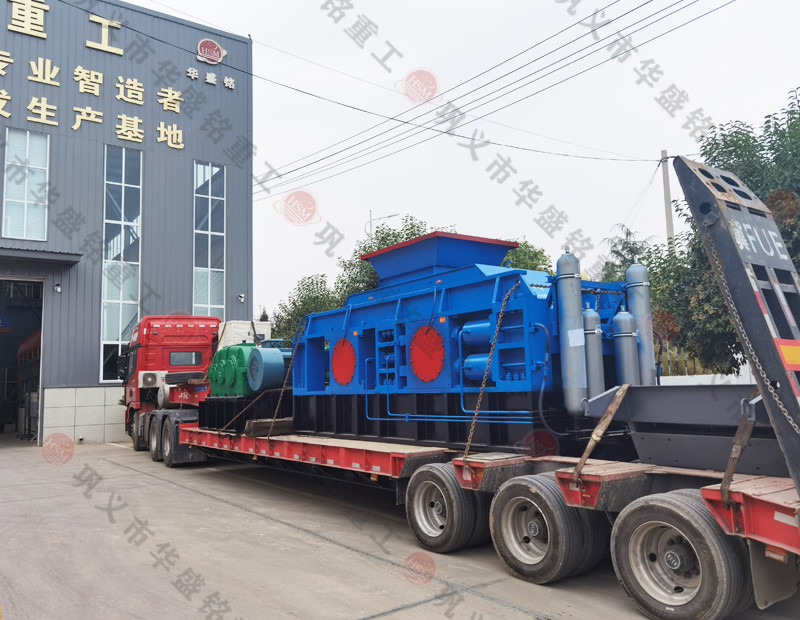 河南對(duì)輥制砂機(jī)廠家發(fā)貨現(xiàn)場