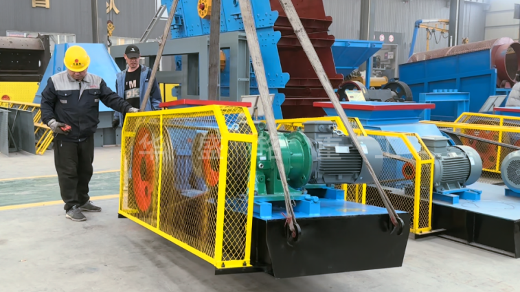 廢舊瀝青雙輥破碎機(jī) 廢舊瀝青雙輥破碎機(jī)